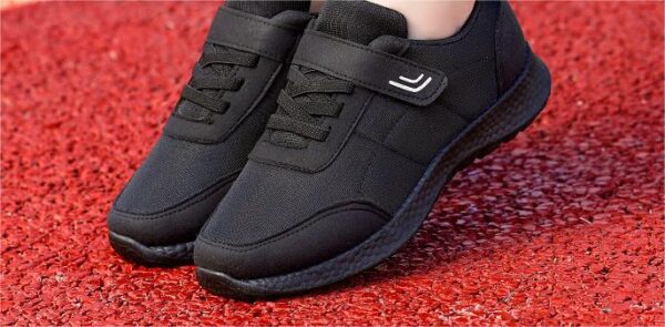 Chaussures de sport casuales en couleur noire solide, neuves pour le printemps et l'automne 2025 – Image 3