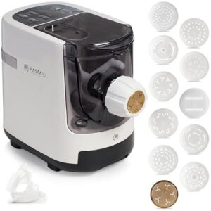 PASTAIO Machine à pâtes avec 12 Matrices dont 1 en bronze. Pasta Maker, balance intégrée, extrusion rapide, jusqu'à 800g de pâtes, jusqu'à 16 types de pâtes différentes. Classe Italie : Cuisine et Maison