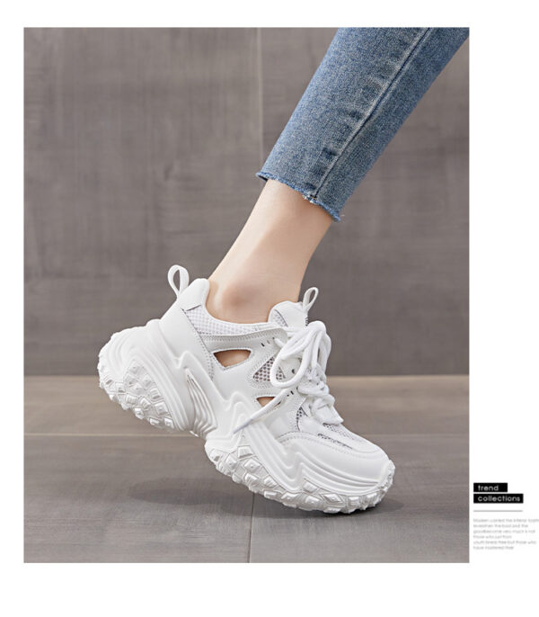 Sandales Baotou Pour Femmes,Nouvelles D'été,À Plateforme,Respirantes Avec Motifs Ajourés,Style "Daddy Shoes",Couleur Argent,Option Blanc – Image 2
